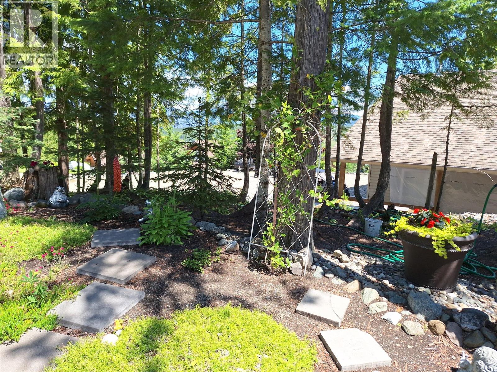 1406 Huckleberry Drive, Sorrento, British Columbia  V0E 2W1 - Photo 41 - 10382112