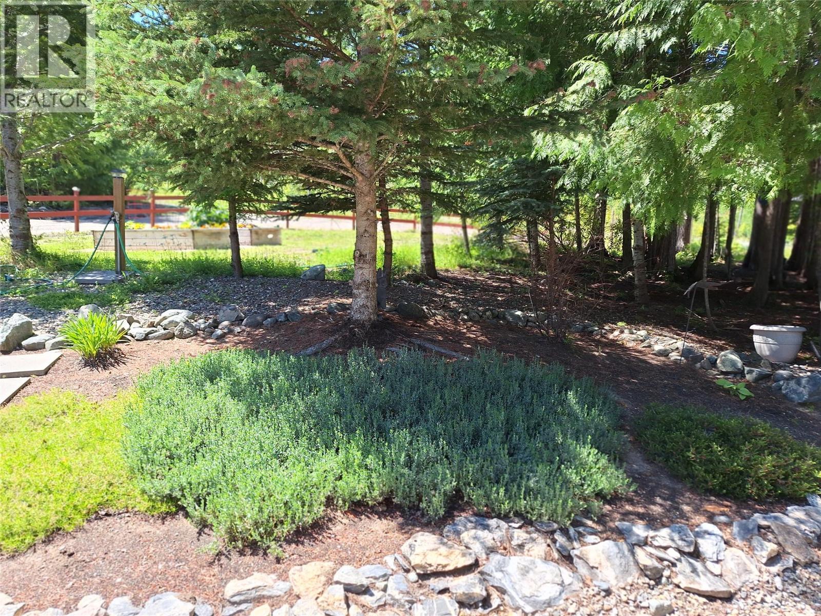 1406 Huckleberry Drive, Sorrento, British Columbia  V0E 2W1 - Photo 42 - 10382112