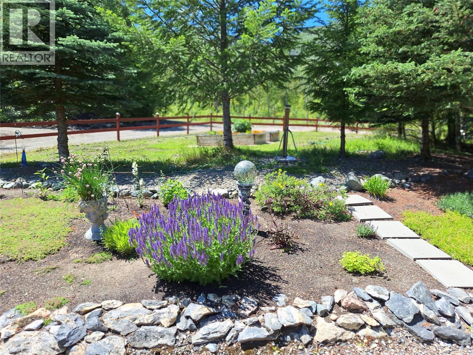 1406 Huckleberry Drive, Sorrento, British Columbia  V0E 2W1 - Photo 43 - 10382112