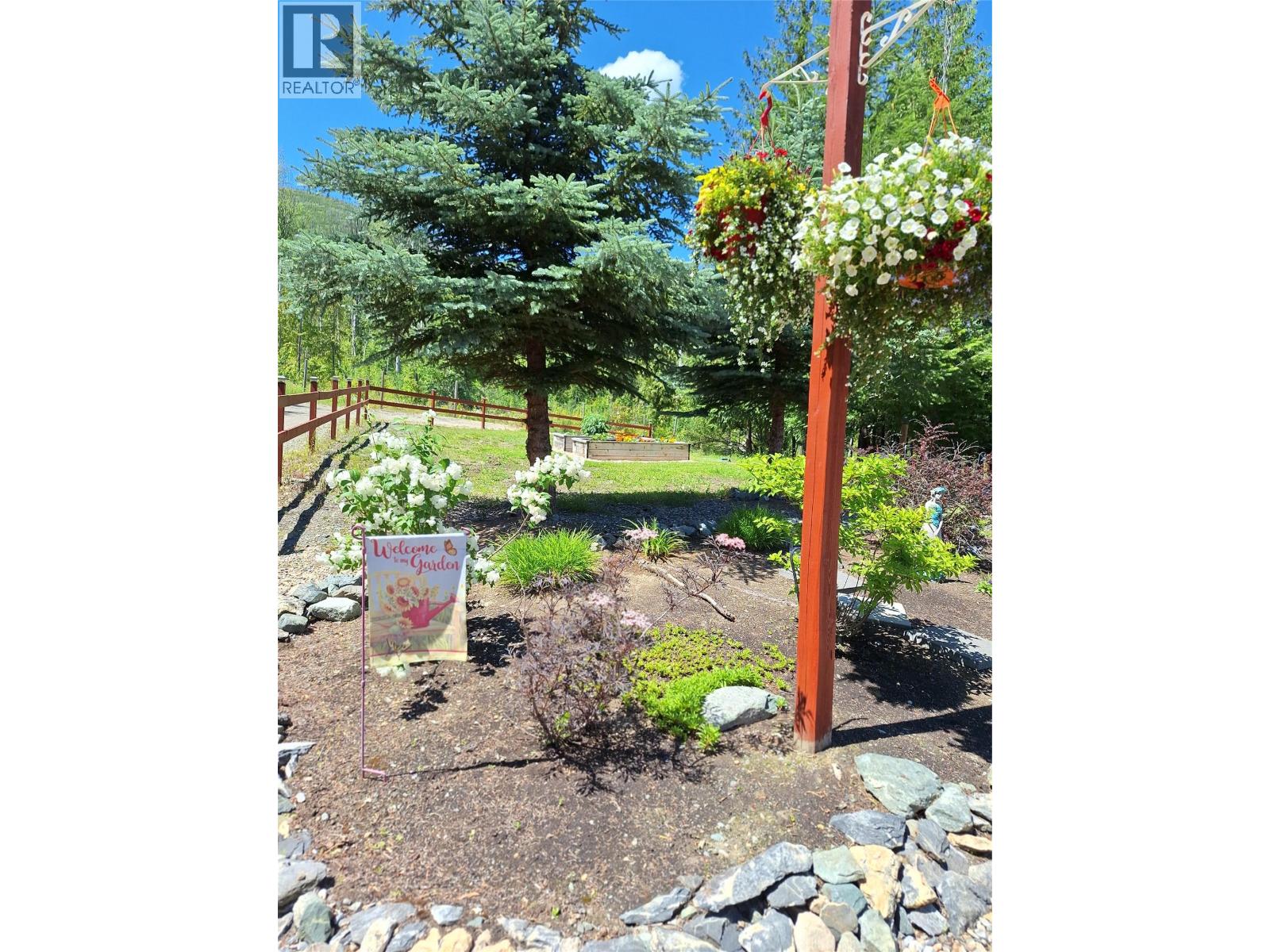 1406 Huckleberry Drive, Sorrento, British Columbia  V0E 2W1 - Photo 46 - 10382112