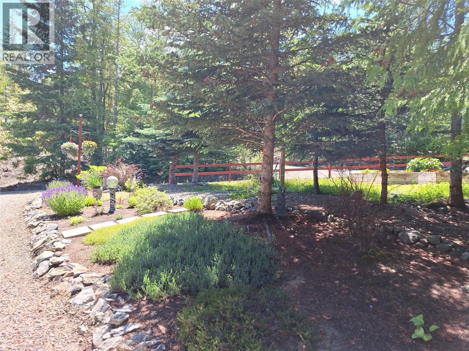 1406 Huckleberry Drive, Sorrento, British Columbia  V0E 2W1 - Photo 52 - 10382112