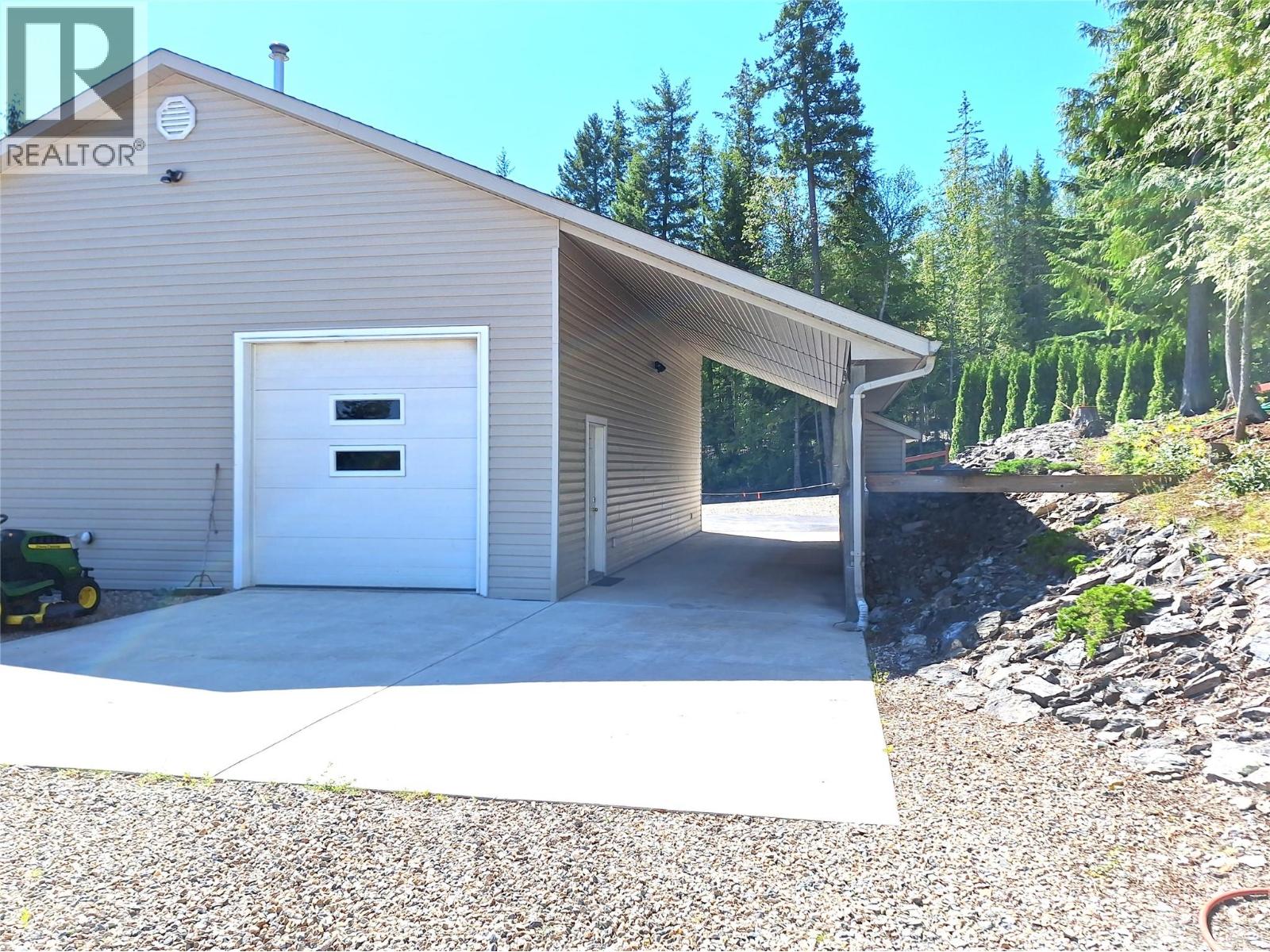 1406 Huckleberry Drive, Sorrento, British Columbia  V0E 2W1 - Photo 57 - 10382112