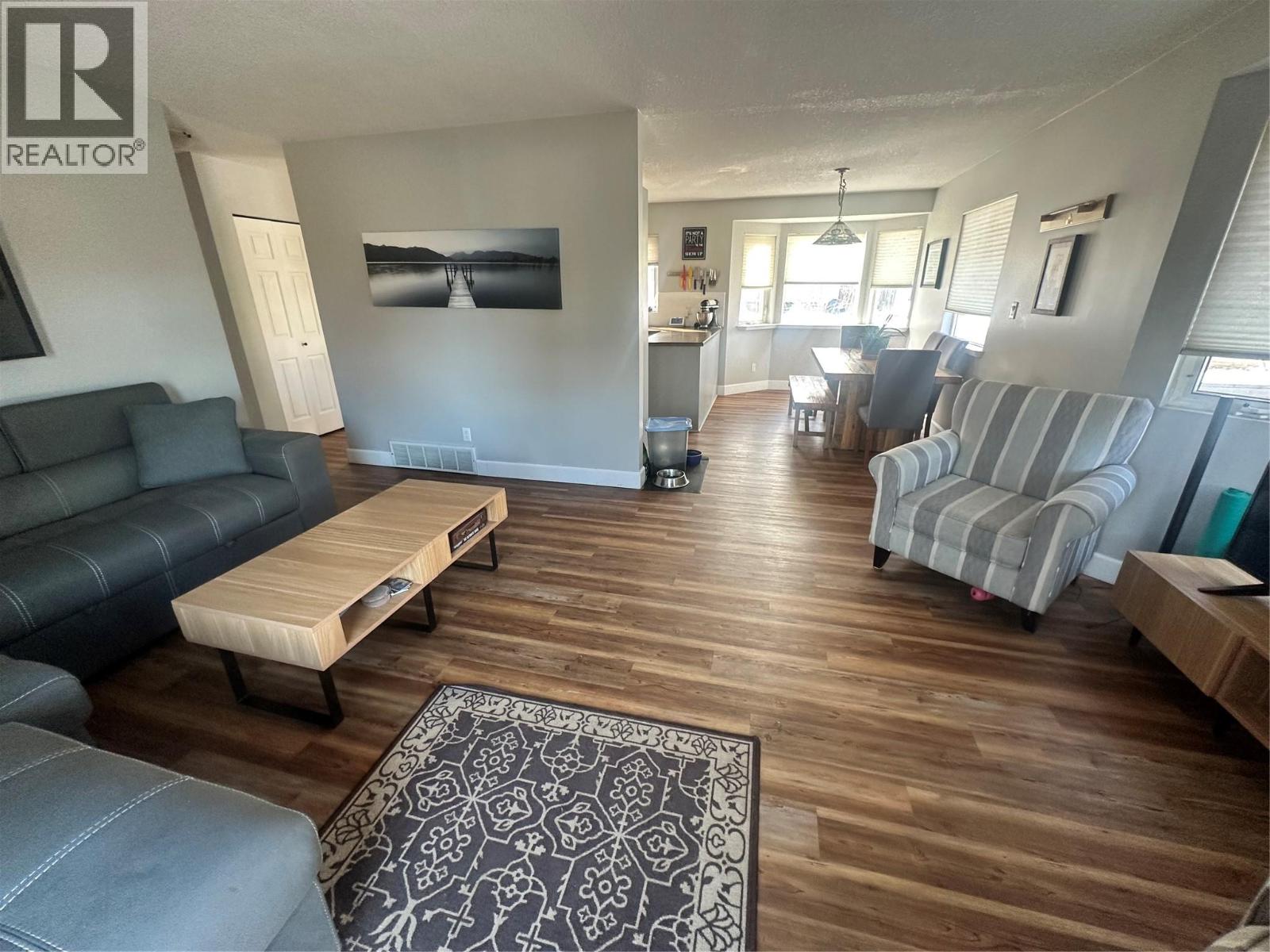 4112 52a Place Ne, Chetwynd, British Columbia  V0C 1J0 - Photo 11 - 10382438