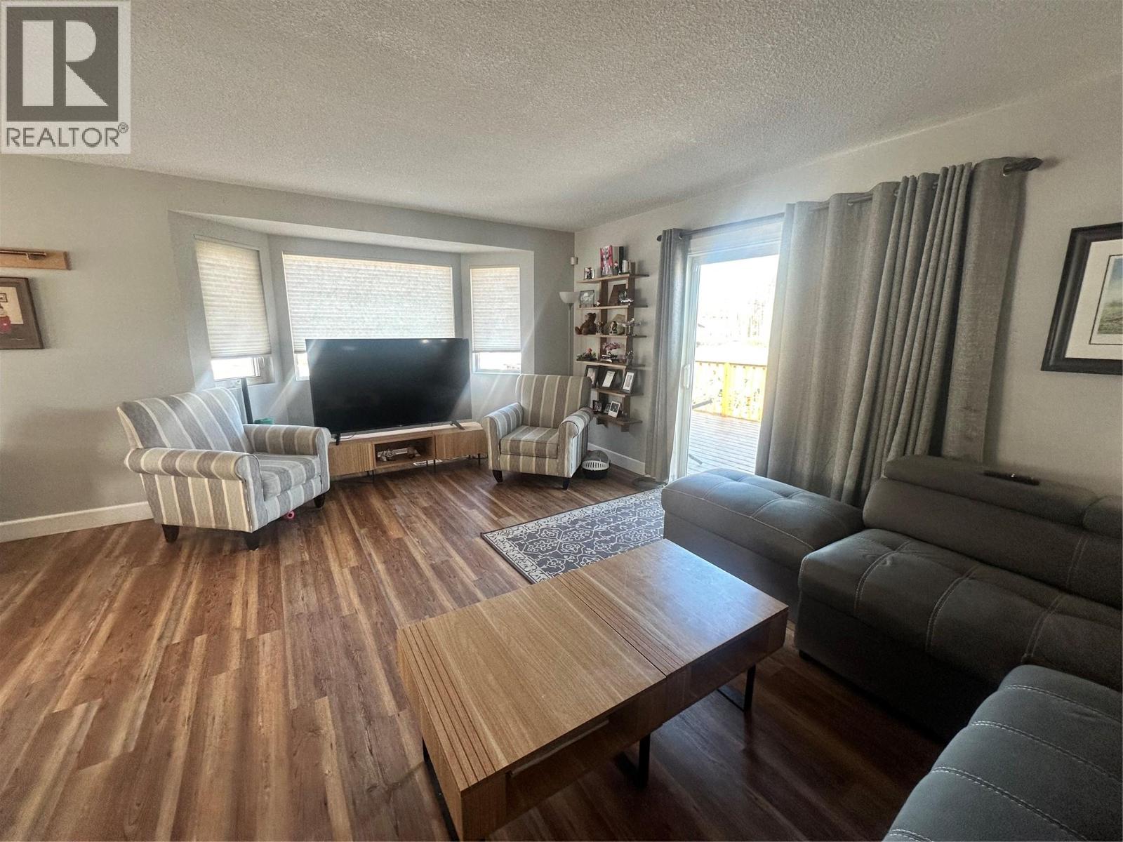 4112 52a Place Ne, Chetwynd, British Columbia  V0C 1J0 - Photo 8 - 10382438