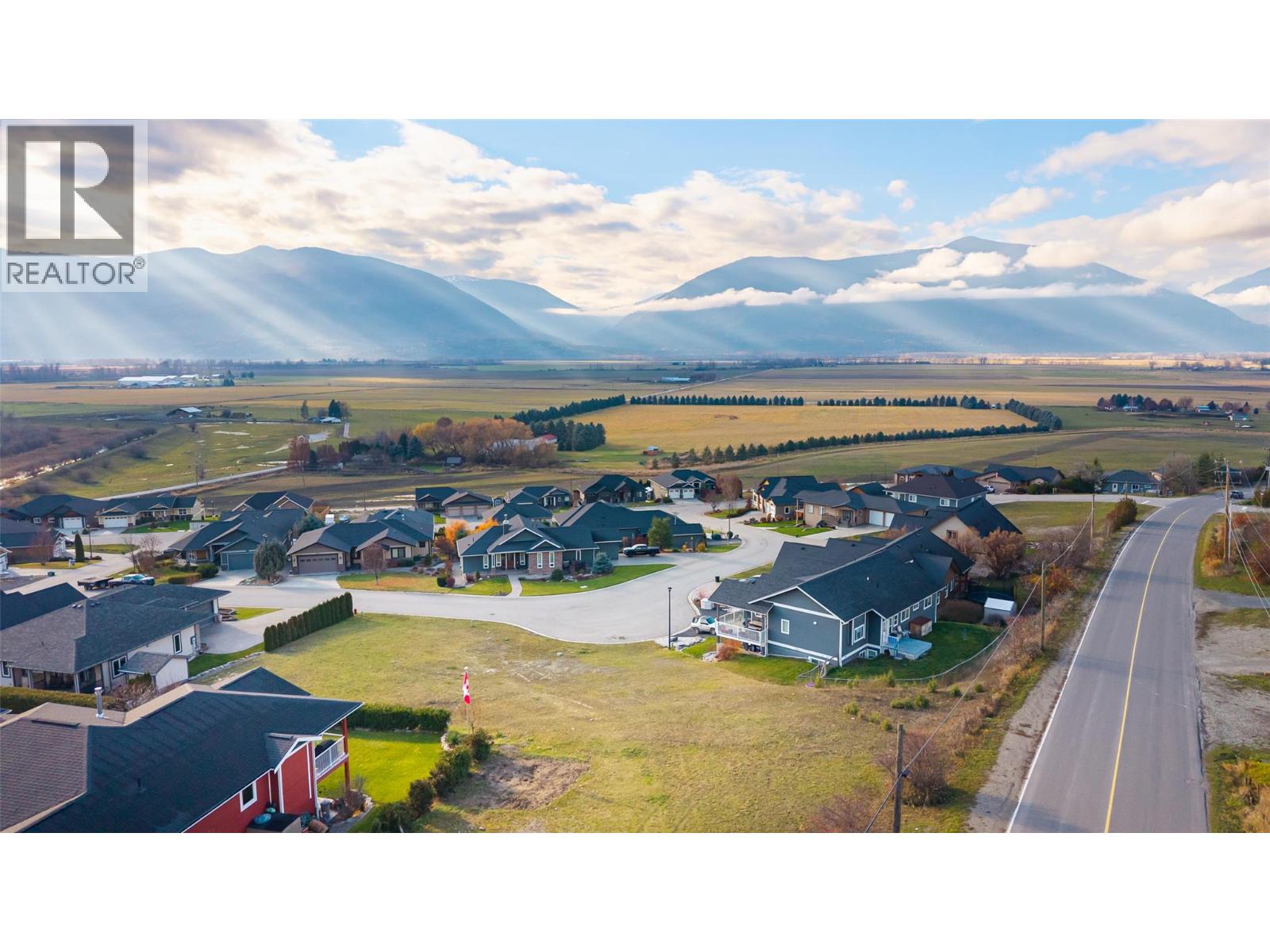 1016 Purcell Crescent, Creston, British Columbia  V0B 1G3 - Photo 17 - 10382381