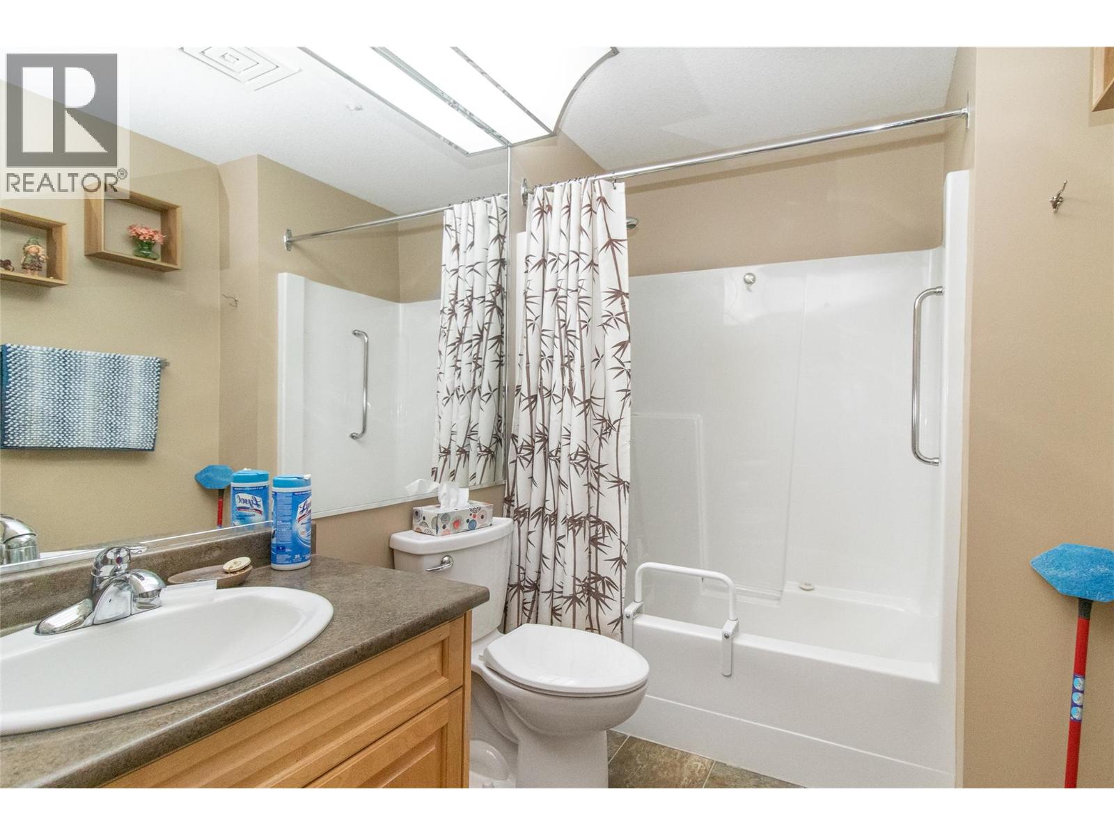 1045 Sutherland Avenue Unit# 115a, Kelowna, British Columbia  V1Y 5Y1 - Photo 15 - 10382359