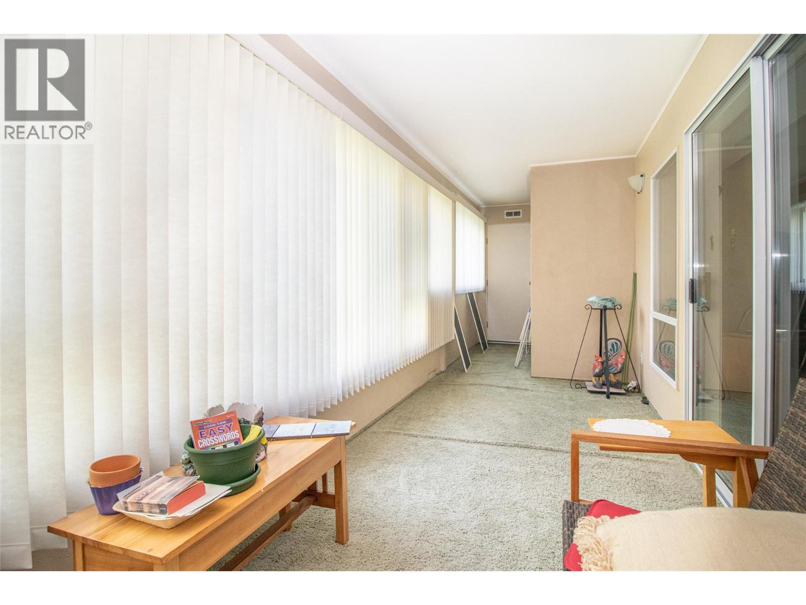 1045 Sutherland Avenue Unit# 115a, Kelowna, British Columbia  V1Y 5Y1 - Photo 3 - 10382359