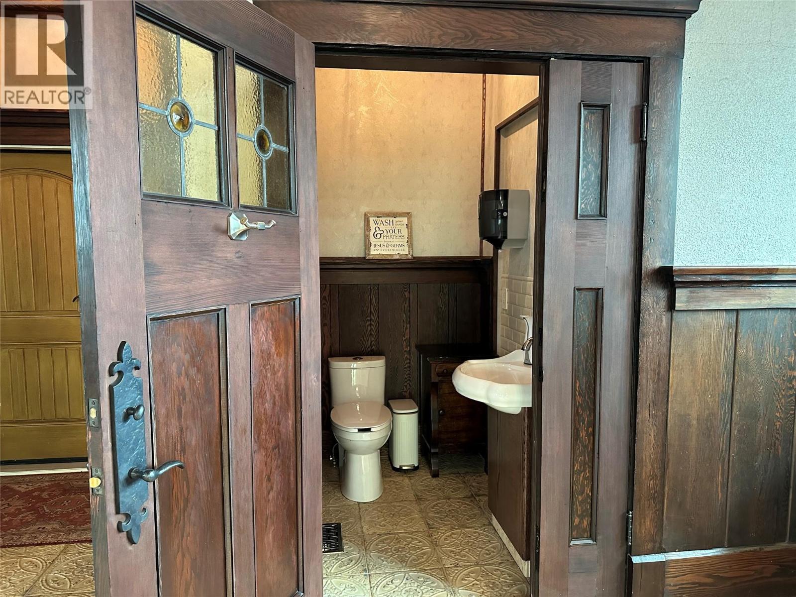 1998 Chapman Street, Merritt, British Columbia  V1K 1B8 - Photo 11 - 10379460