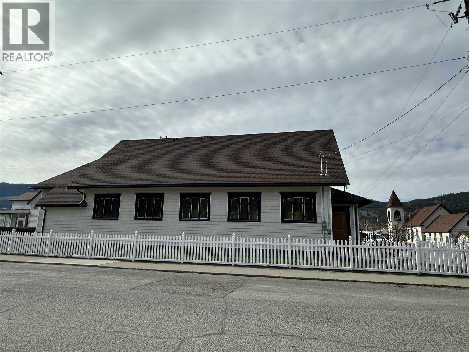 1998 Chapman Street, Merritt, British Columbia  V1K 1B8 - Photo 29 - 10379460