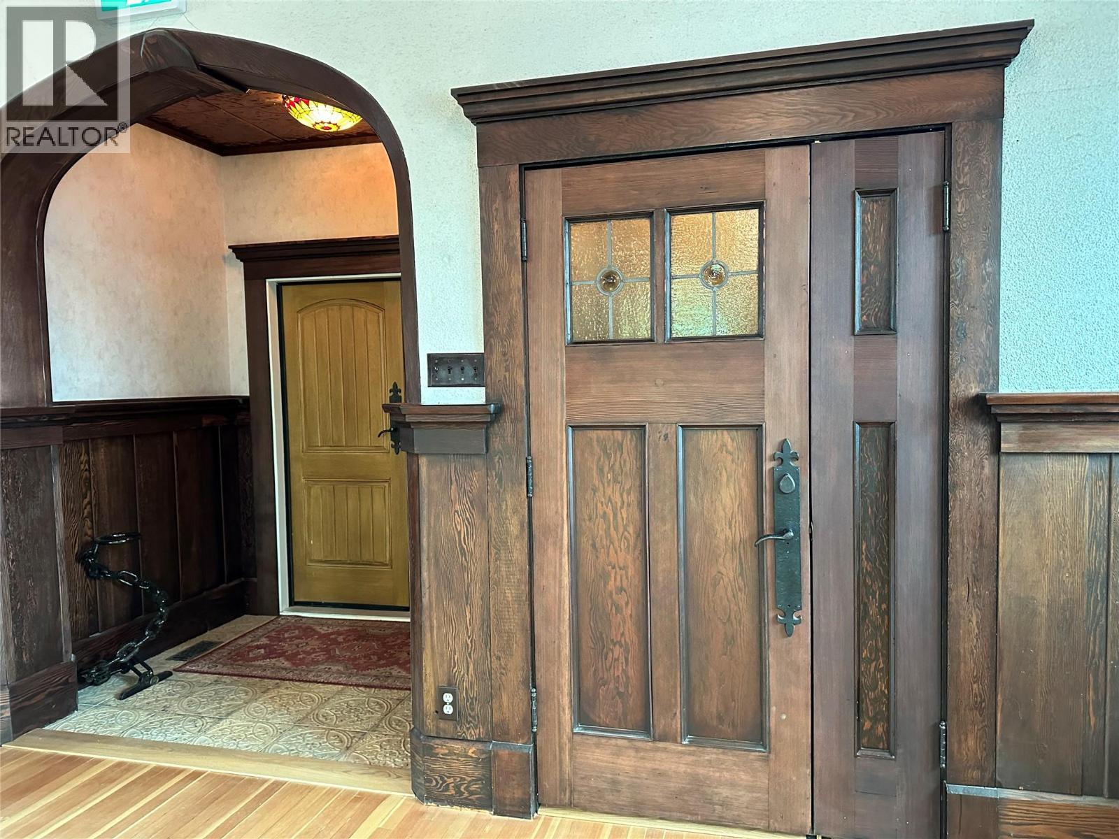 1998 Chapman Street, Merritt, British Columbia  V1K 1B8 - Photo 5 - 10379460