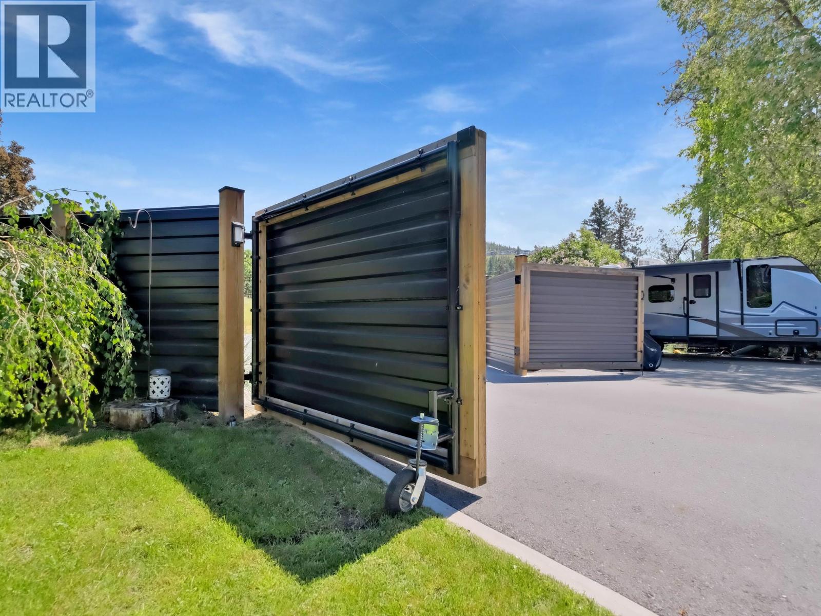 1766 Garner Road, Kelowna, British Columbia  V1P 1E5 - Photo 14 - 10381665