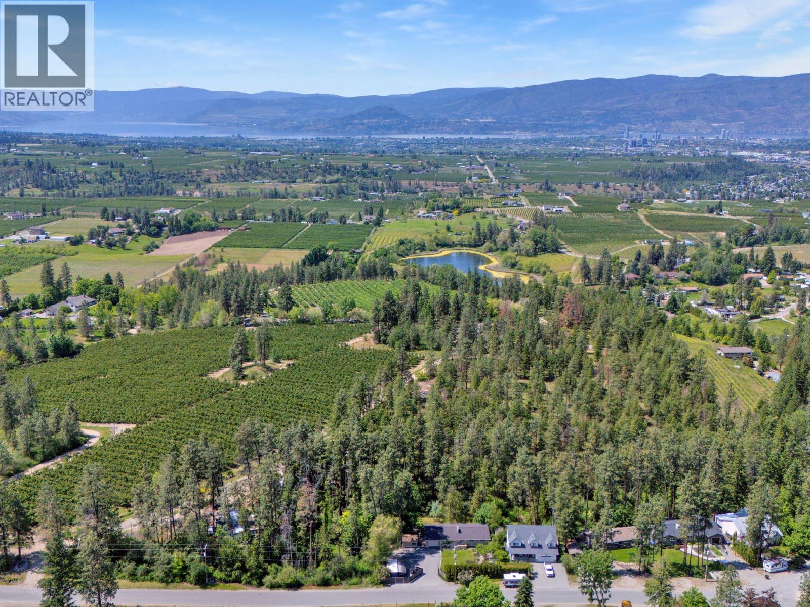 1766 Garner Road, Kelowna, British Columbia  V1P 1E5 - Photo 2 - 10381665