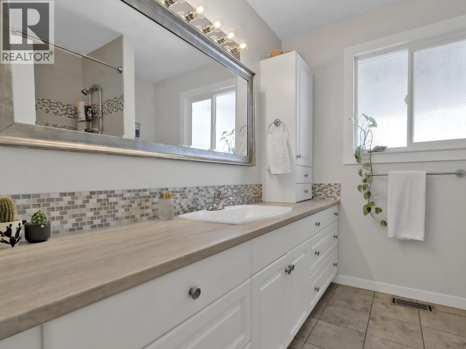 1766 Garner Road, Kelowna, British Columbia  V1P 1E5 - Photo 48 - 10381665