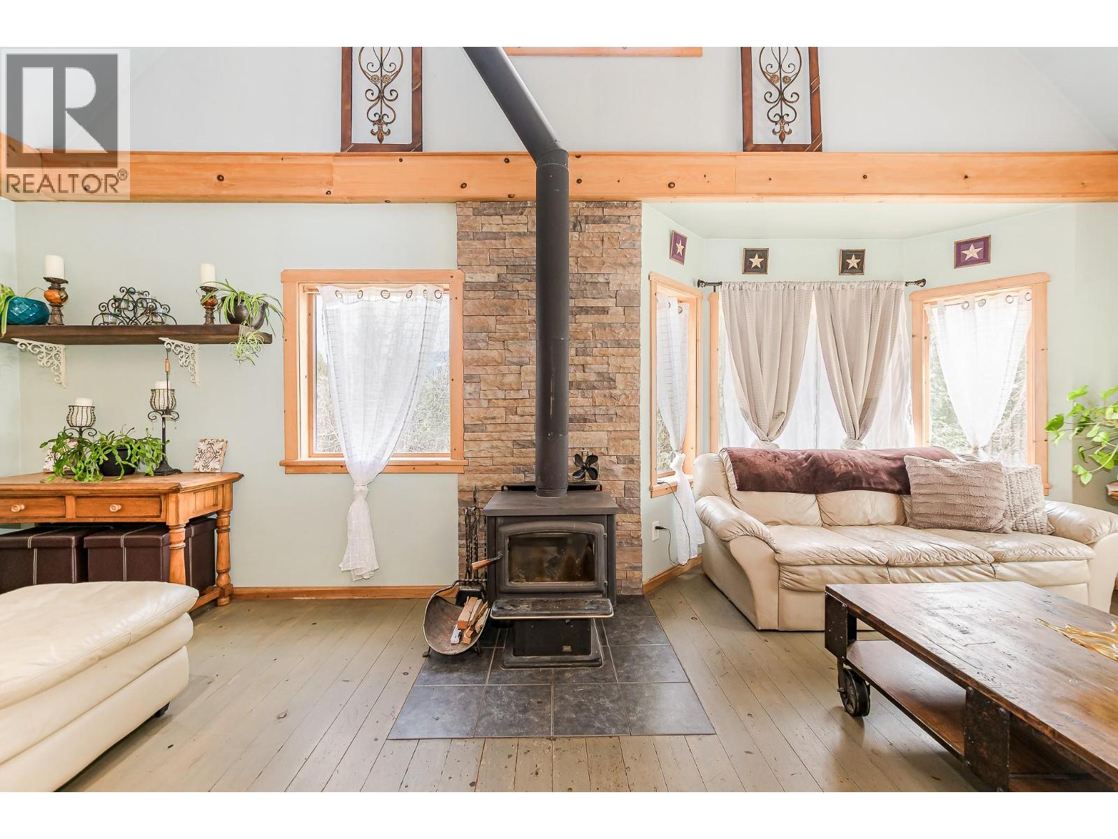 3690 Northway Road, Malakwa, British Columbia  V0E 2V0 - Photo 10 - 10382097