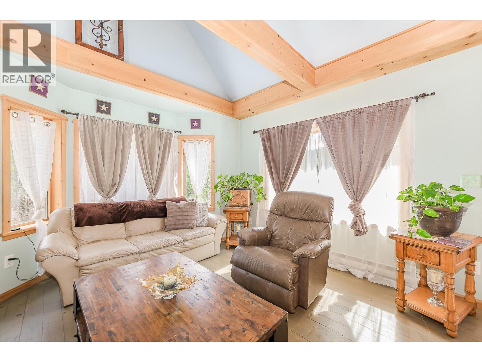 3690 Northway Road, Malakwa, British Columbia  V0E 2V0 - Photo 11 - 10382097