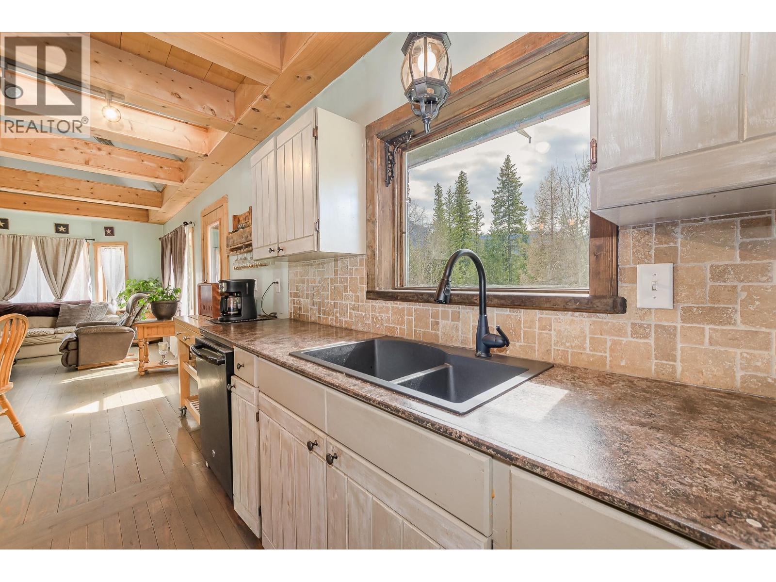 3690 Northway Road, Malakwa, British Columbia  V0E 2V0 - Photo 14 - 10382097