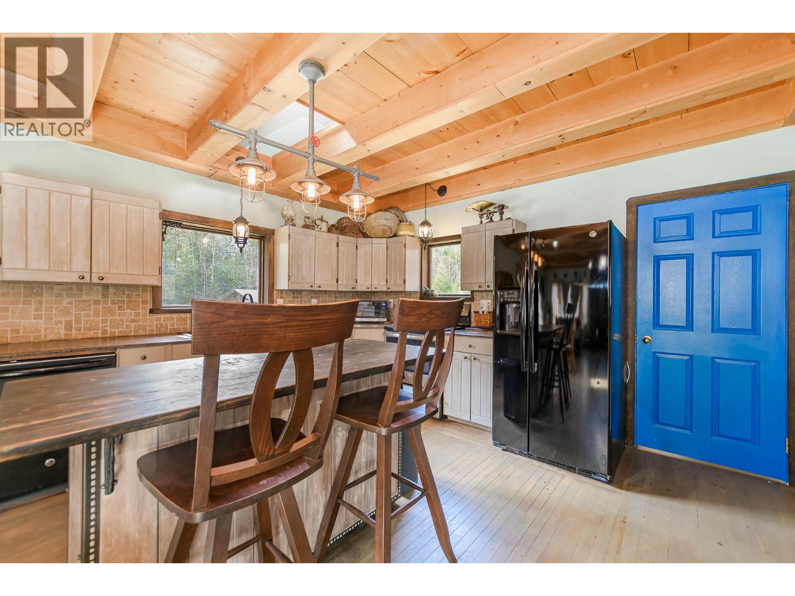 3690 Northway Road, Malakwa, British Columbia  V0E 2V0 - Photo 15 - 10382097