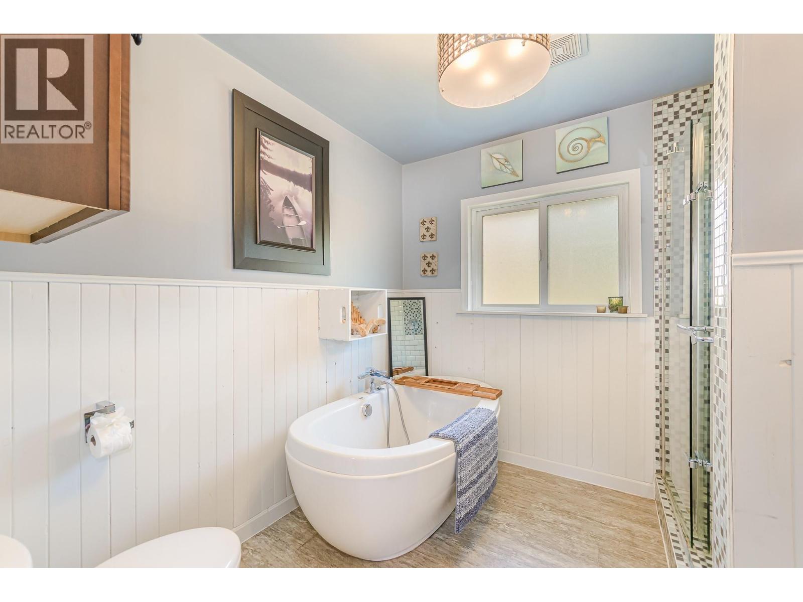 3690 Northway Road, Malakwa, British Columbia  V0E 2V0 - Photo 20 - 10382097