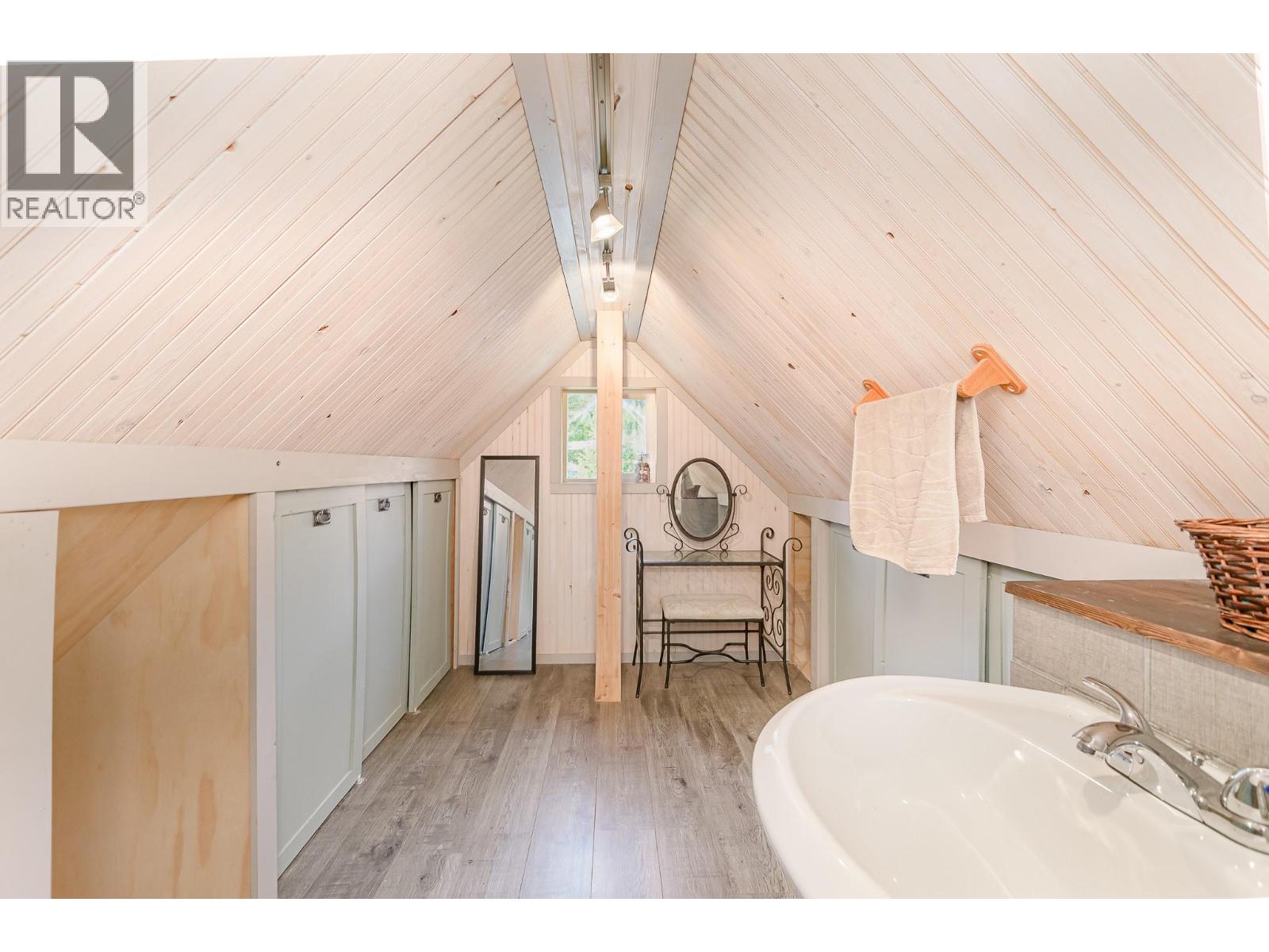 3690 Northway Road, Malakwa, British Columbia  V0E 2V0 - Photo 27 - 10382097