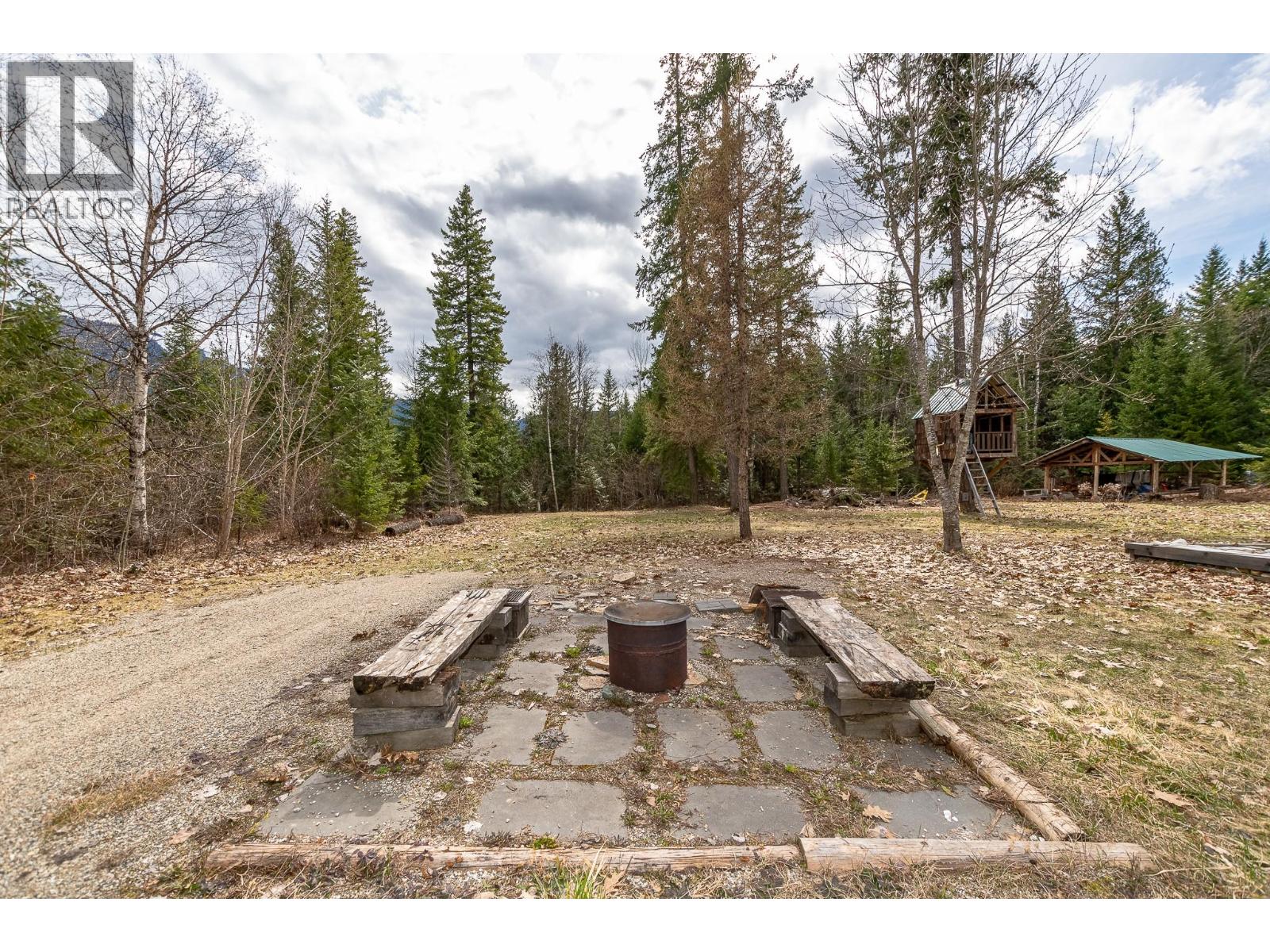 3690 Northway Road, Malakwa, British Columbia  V0E 2V0 - Photo 31 - 10382097