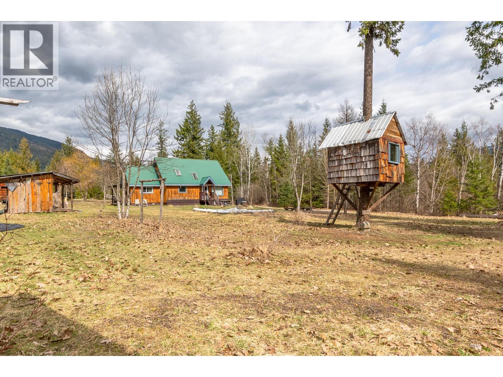 3690 Northway Road, Malakwa, British Columbia  V0E 2V0 - Photo 35 - 10382097