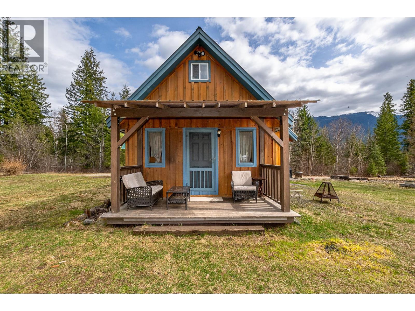 3690 Northway Road, Malakwa, British Columbia  V0E 2V0 - Photo 39 - 10382097