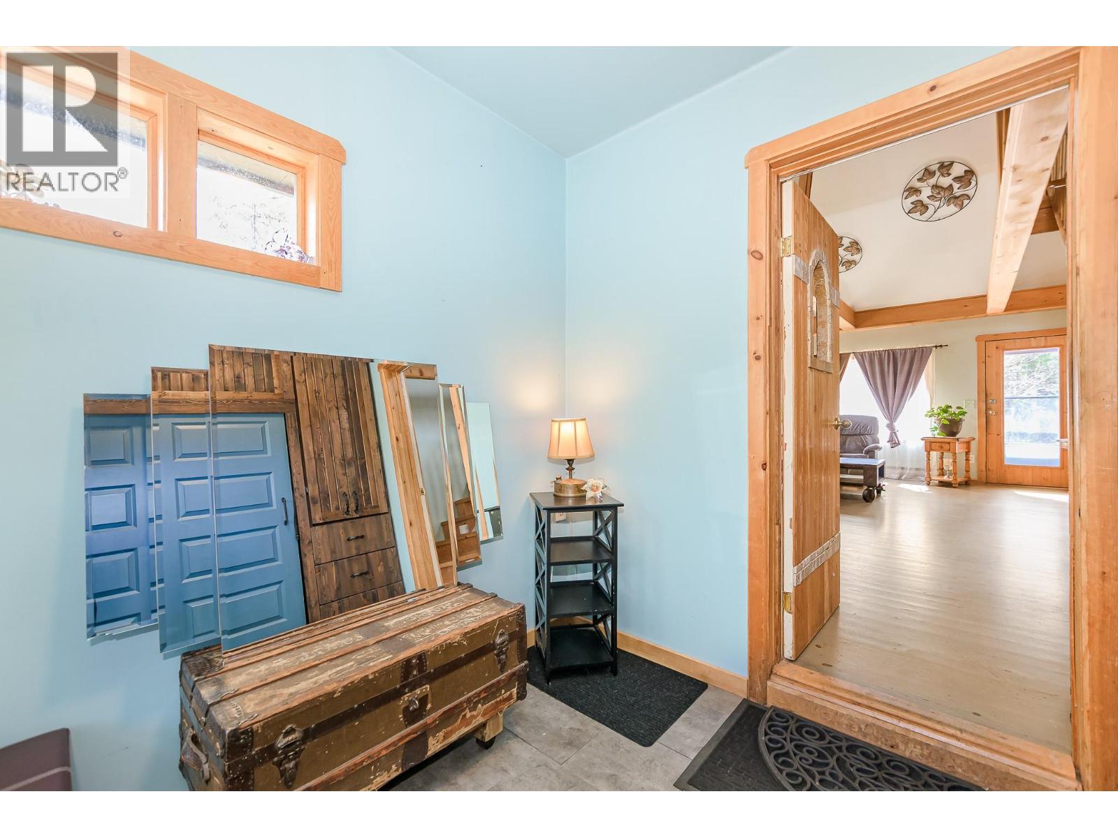 3690 Northway Road, Malakwa, British Columbia  V0E 2V0 - Photo 7 - 10382097