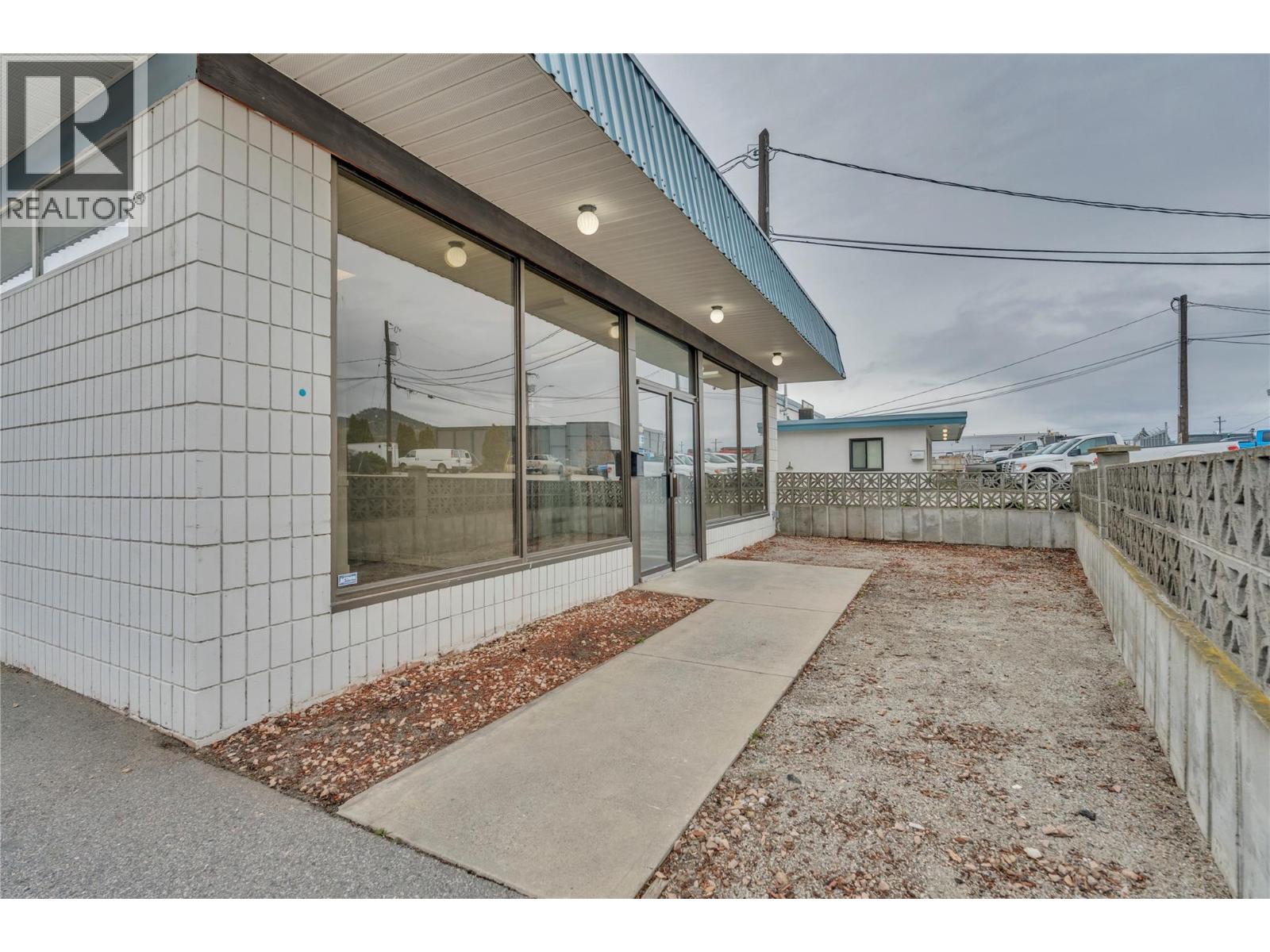 2315 Government Street, Penticton, British Columbia  V2A 4W5 - Photo 2 - 10382424