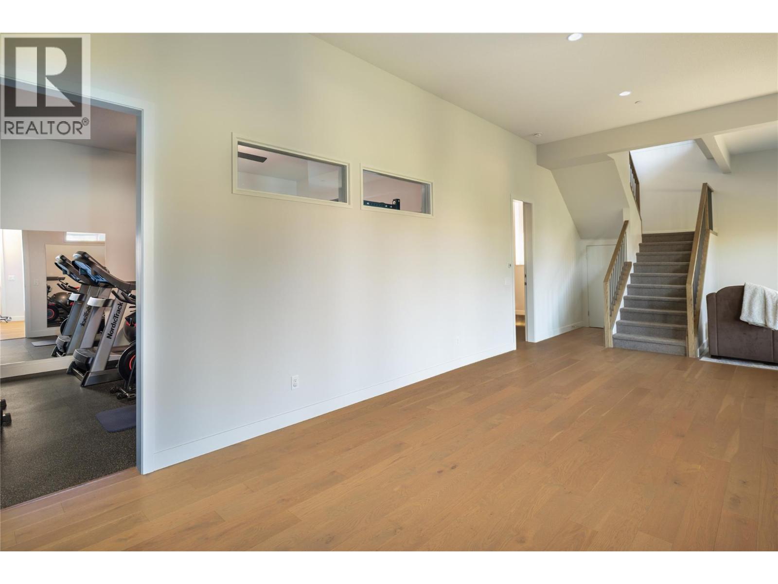 2155 Paly Road, Kelowna, British Columbia  V1V 2B9 - Photo 25 - 10382247