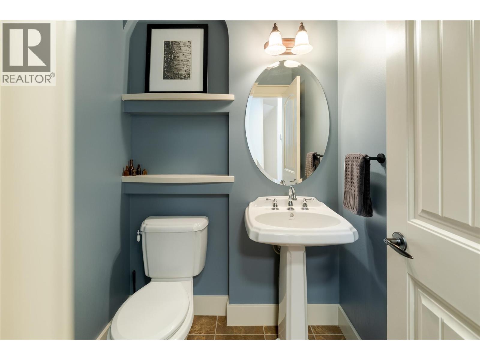 5532 Farron Place, Kelowna, British Columbia  V1W 5H1 - Photo 10 - 10381770