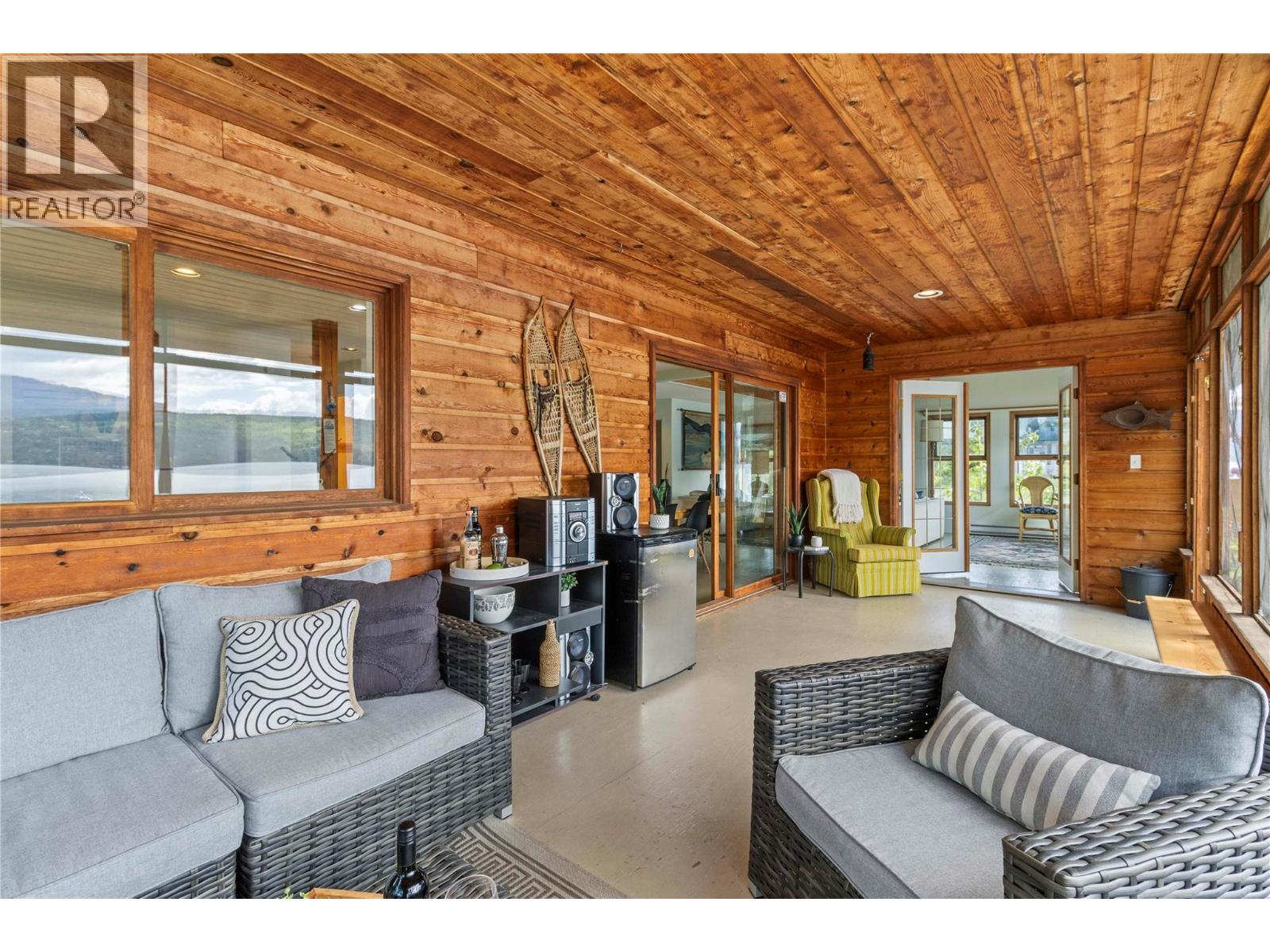 4006 Express Point Road, Scotch Creek, British Columbia  V0E 1M5 - Photo 16 - 10376321