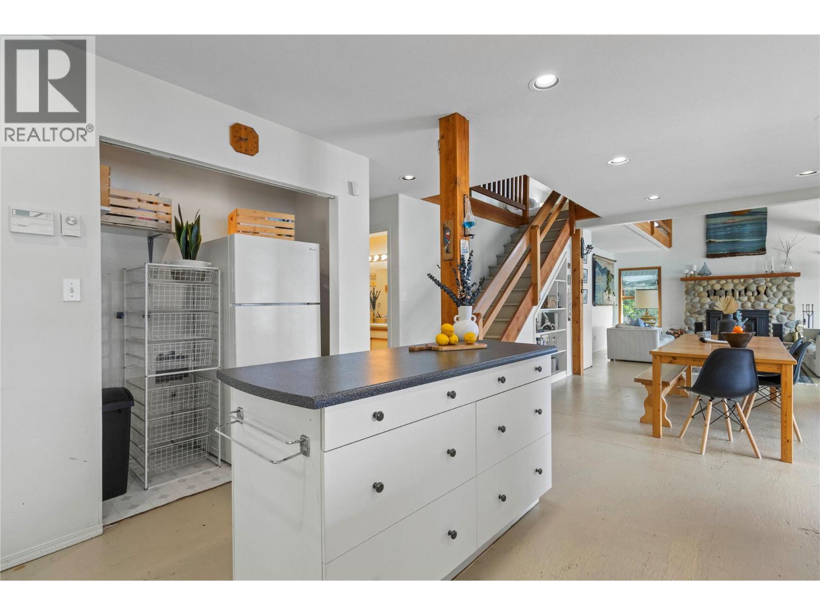 4006 Express Point Road, Scotch Creek, British Columbia  V0E 1M5 - Photo 25 - 10376321