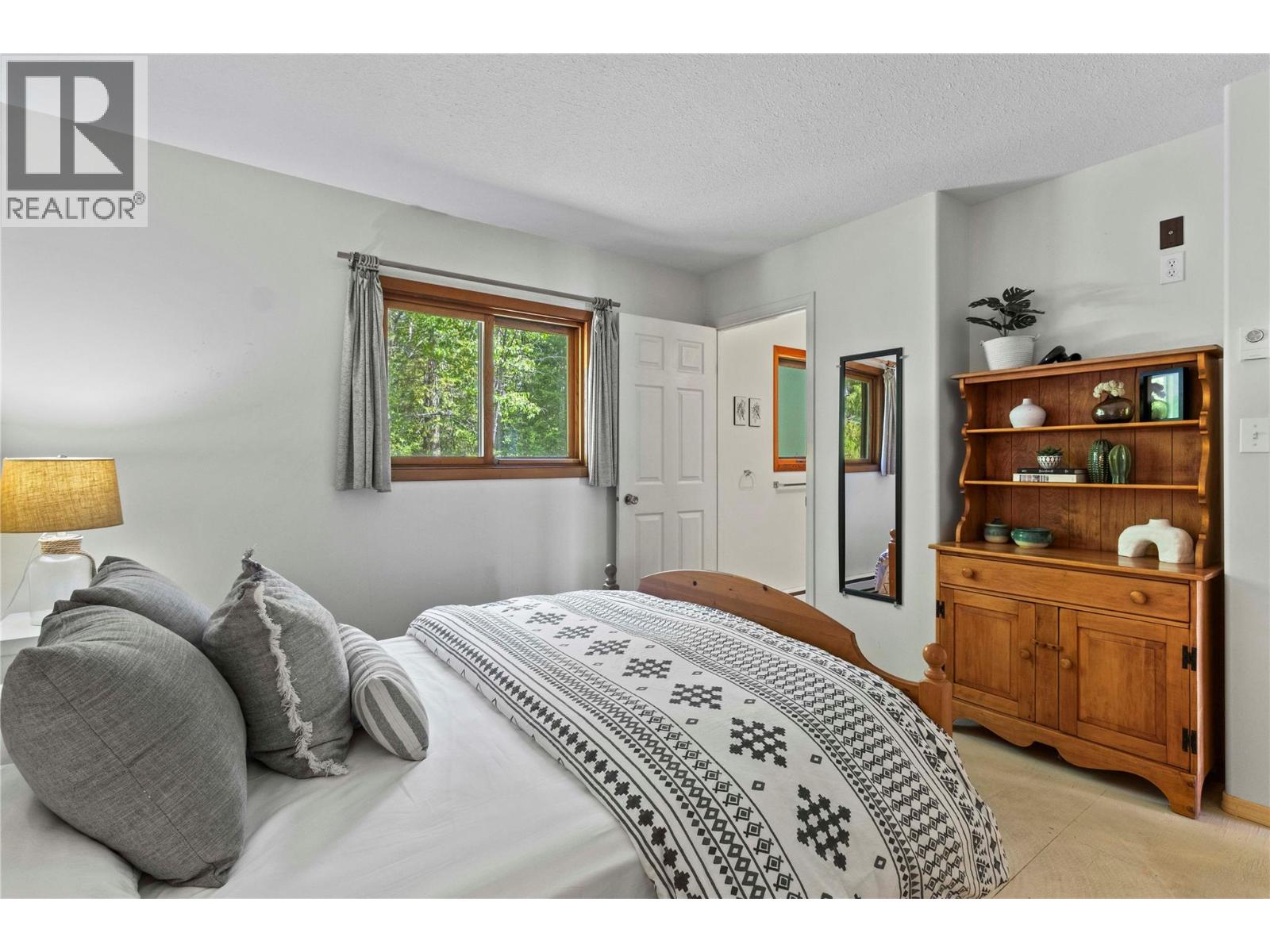 4006 Express Point Road, Scotch Creek, British Columbia  V0E 1M5 - Photo 35 - 10376321