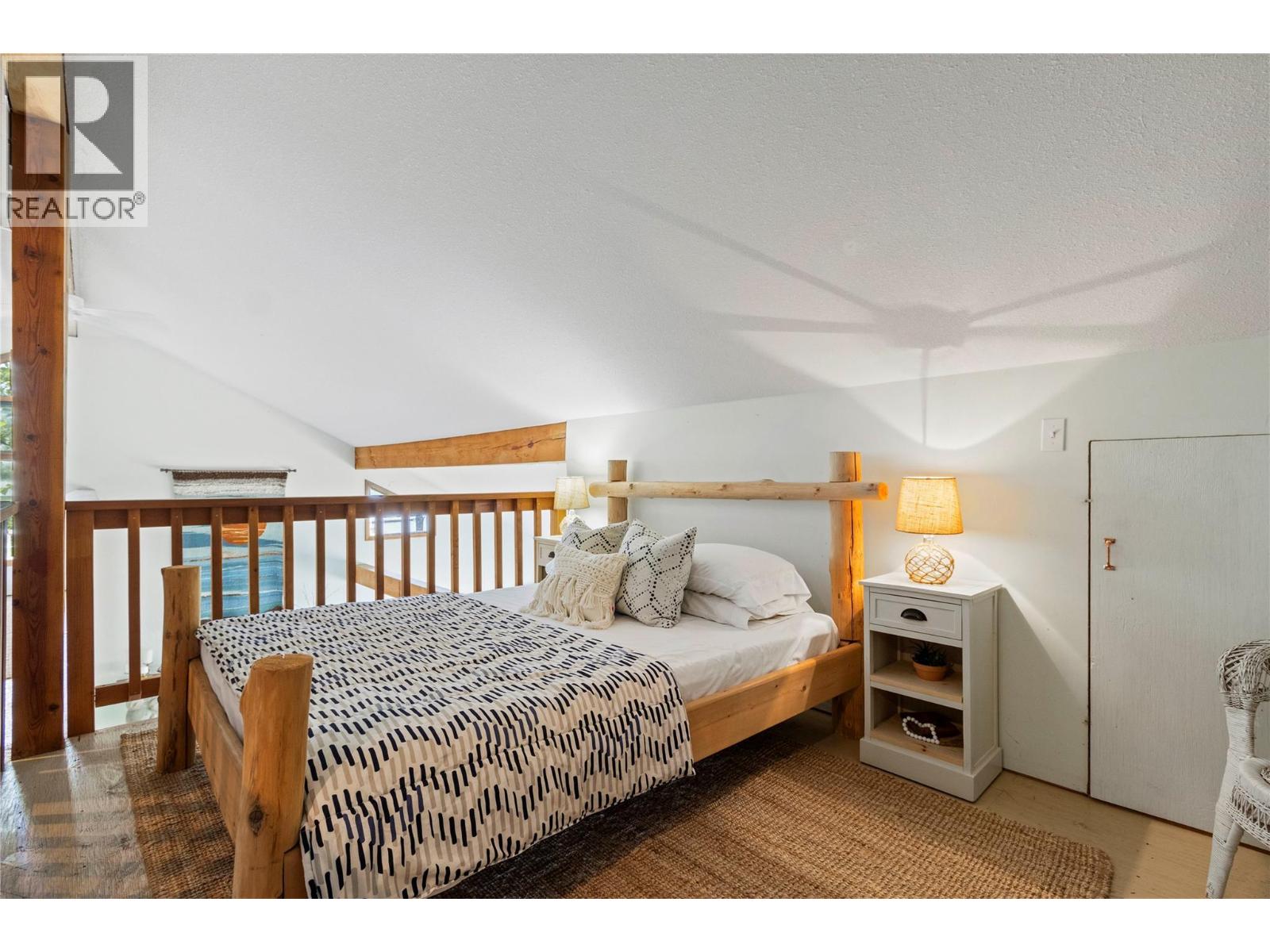 4006 Express Point Road, Scotch Creek, British Columbia  V0E 1M5 - Photo 46 - 10376321