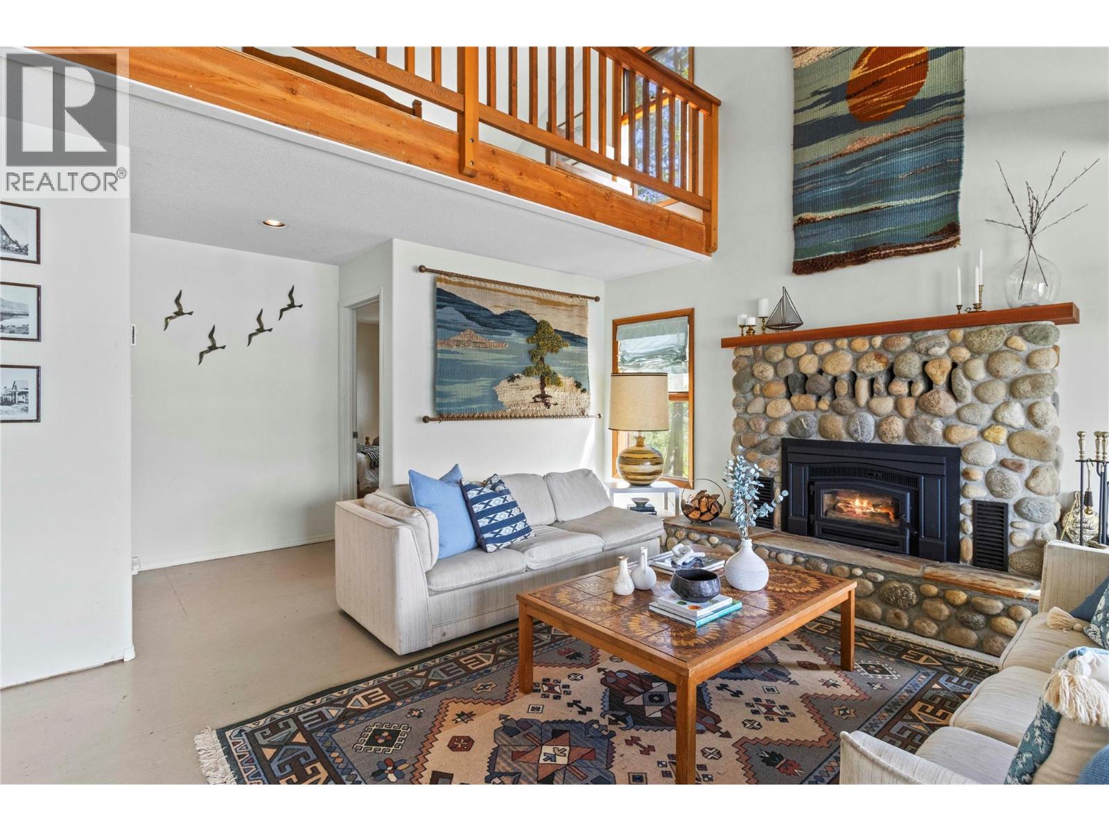 4006 Express Point Road, Scotch Creek, British Columbia  V0E 1M5 - Photo 8 - 10376321