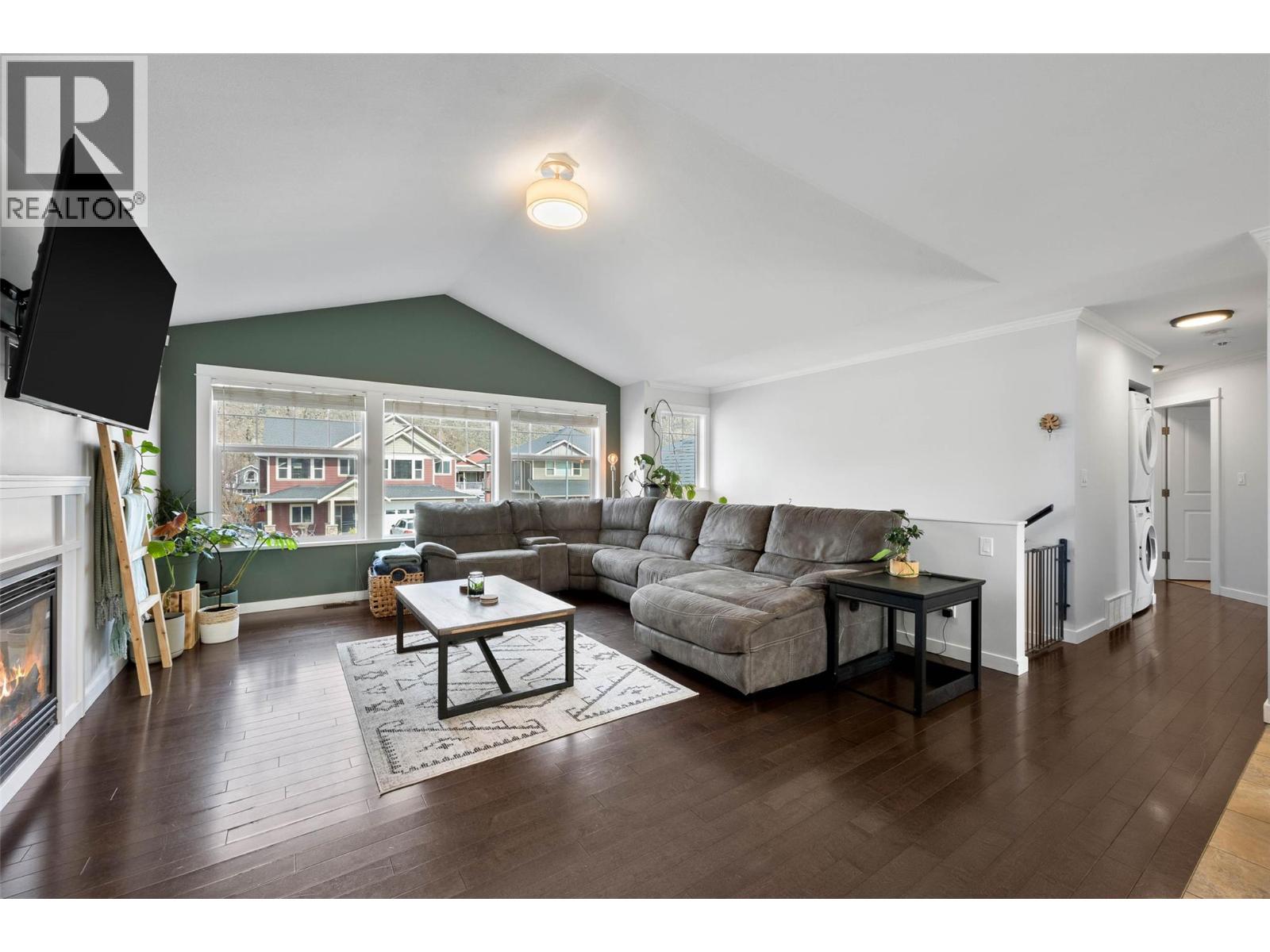 2647 Rosewood Avenue, Kamloops, British Columbia  V2B 0C4 - Photo 7 - 10382365