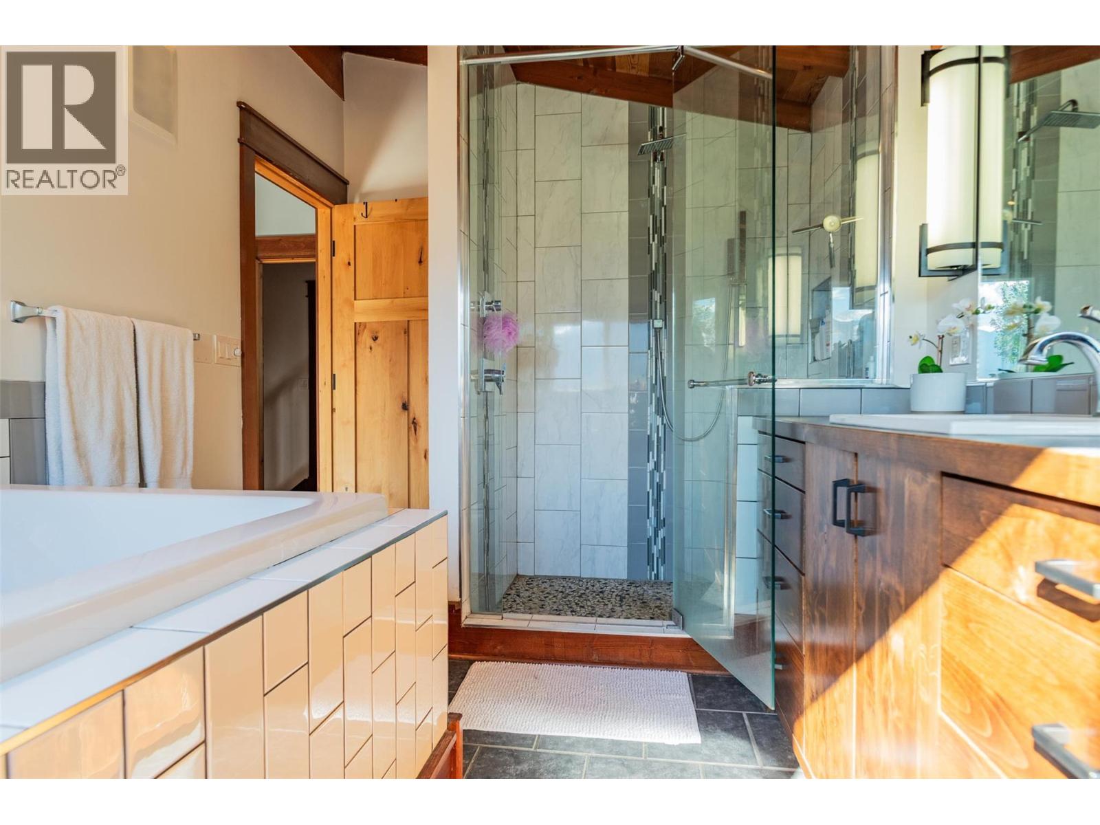 422 View Street, Kaslo, British Columbia  V0G 1M0 - Photo 61 - 10381492