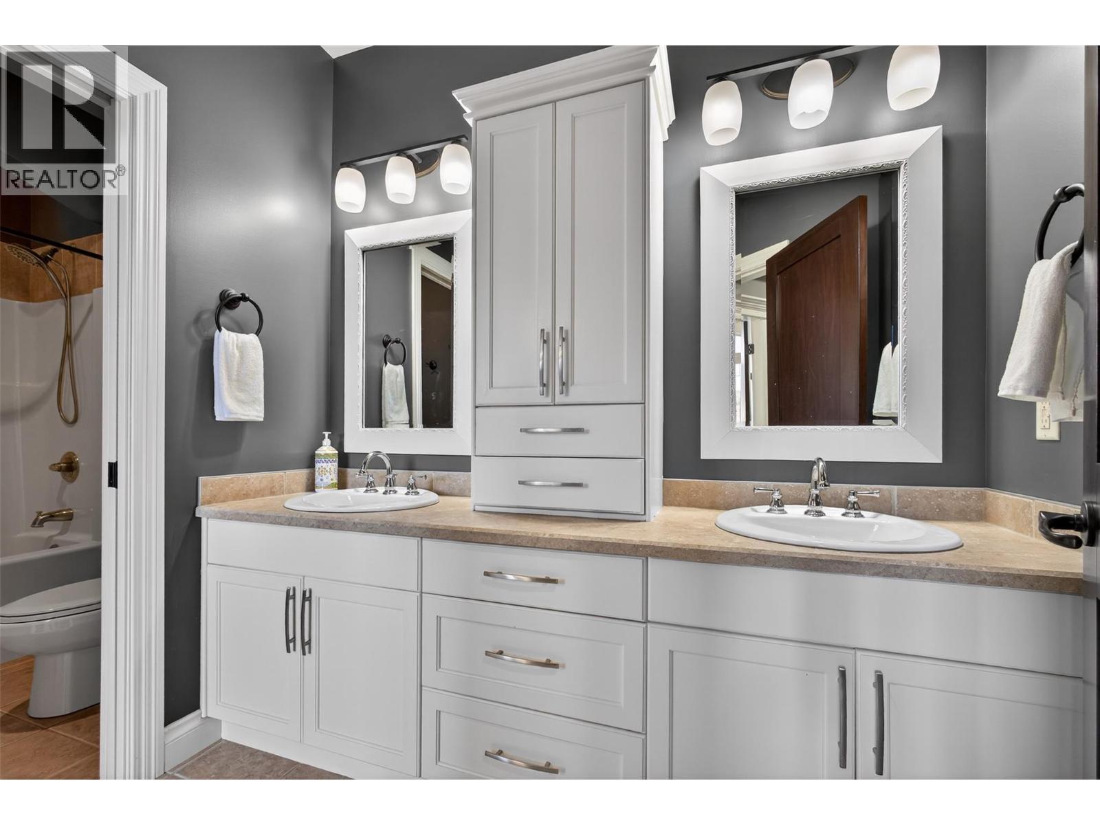 336 Quilchena Drive, Kelowna, British Columbia  V1W 4Y9 - Photo 37 - 10380249