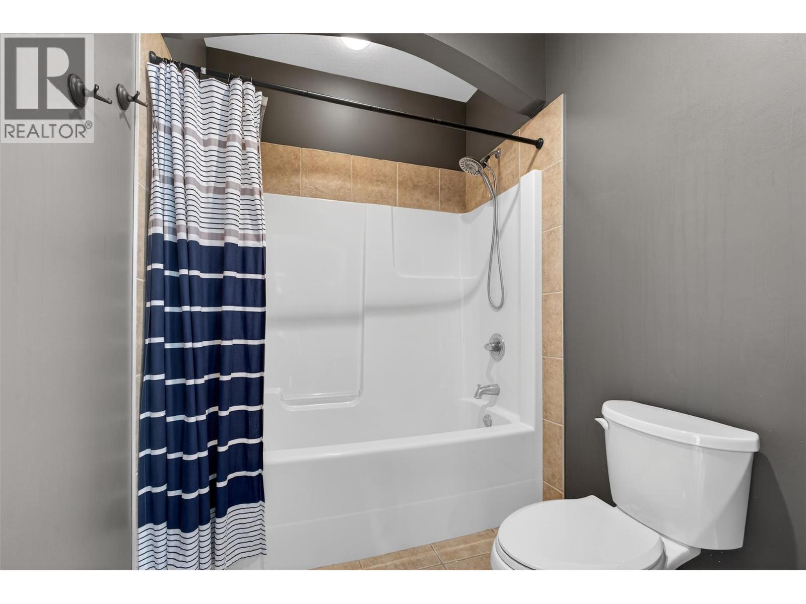 336 Quilchena Drive, Kelowna, British Columbia  V1W 4Y9 - Photo 38 - 10380249