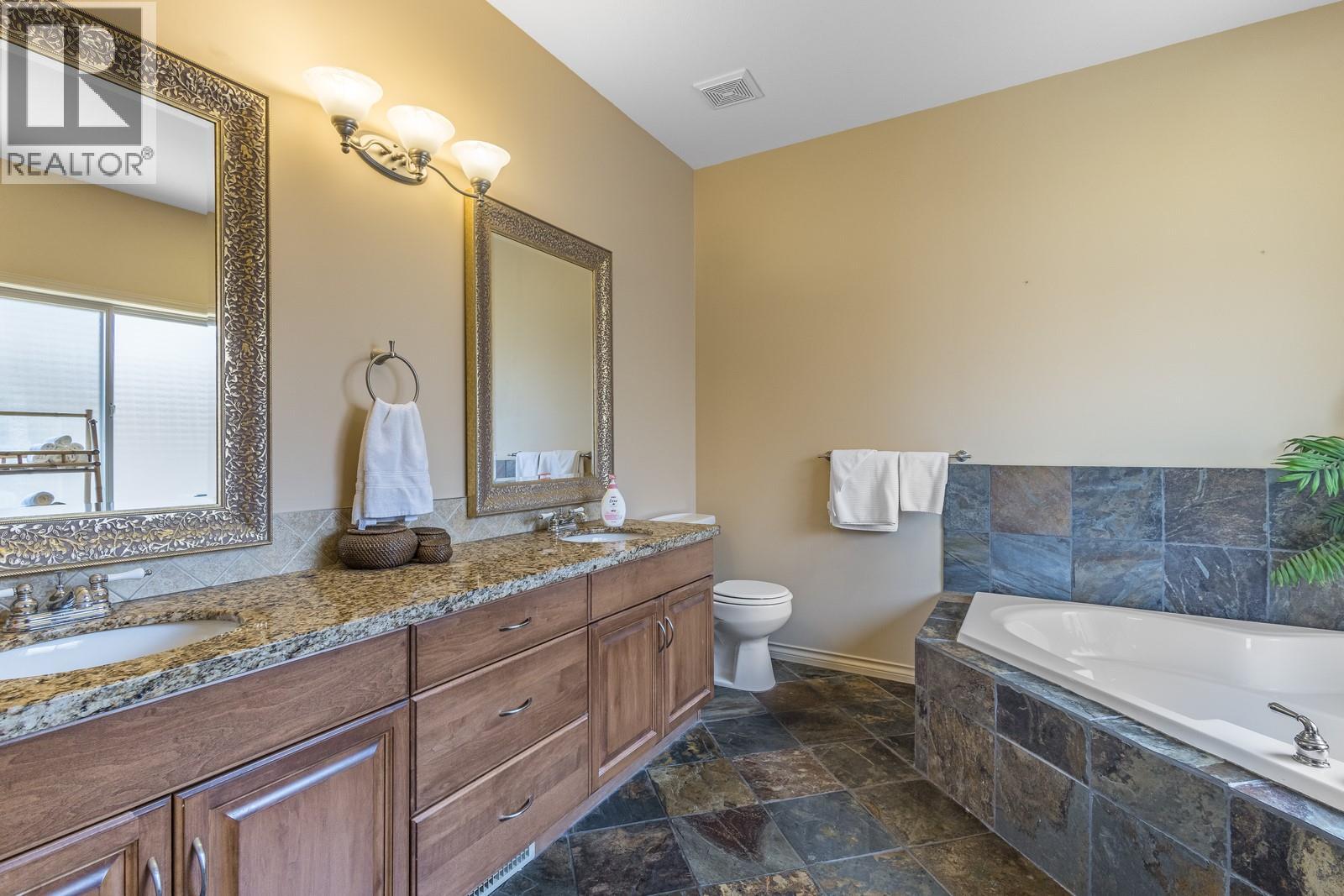 610 Arrowleaf Lane, Kelowna, British Columbia  V1W 4Y6 - Photo 18 - 10380246