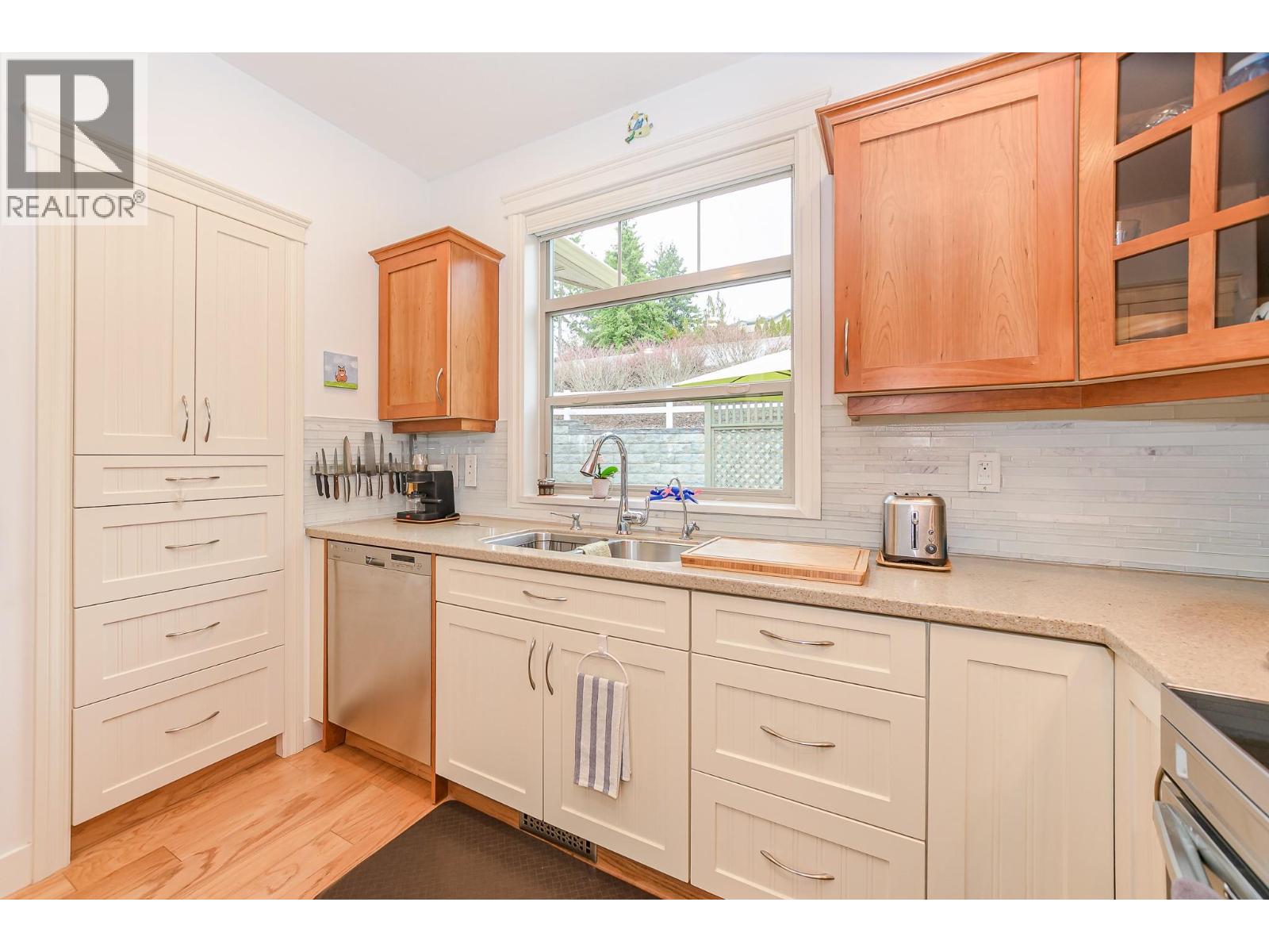 4420 14 Street Ne, Salmon Arm, British Columbia  V1E 1P9 - Photo 4 - 10382284