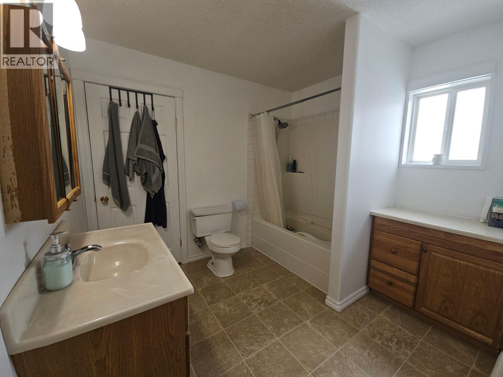 5746 97 Highway, Dawson Creek, British Columbia  V1G 0J3 - Photo 28 - 10382472