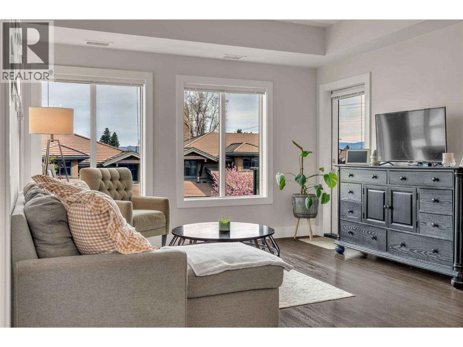 4380 Lakeshore Road Unit# 210, Kelowna, British Columbia  V1W 5N3 - Photo 13 - 10382447