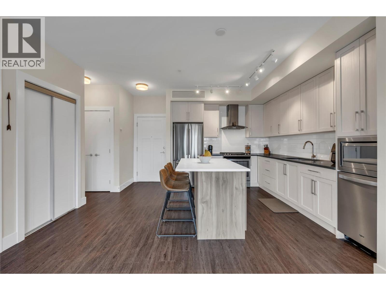 4380 Lakeshore Road Unit# 210, Kelowna, British Columbia  V1W 5N3 - Photo 8 - 10382447