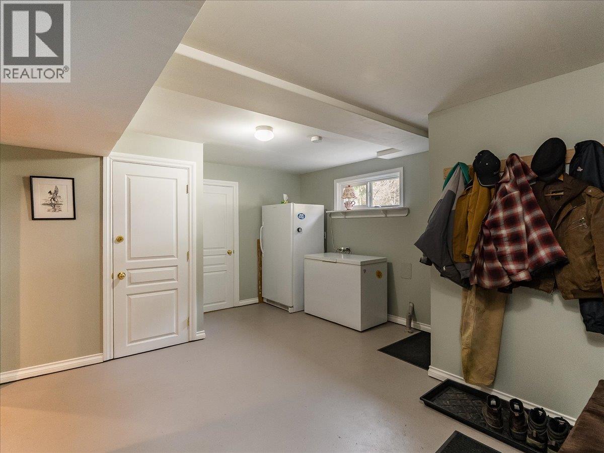 1663 Moran Road Road, Thrums, British Columbia  V1N 4N5 - Photo 13 - 10382160