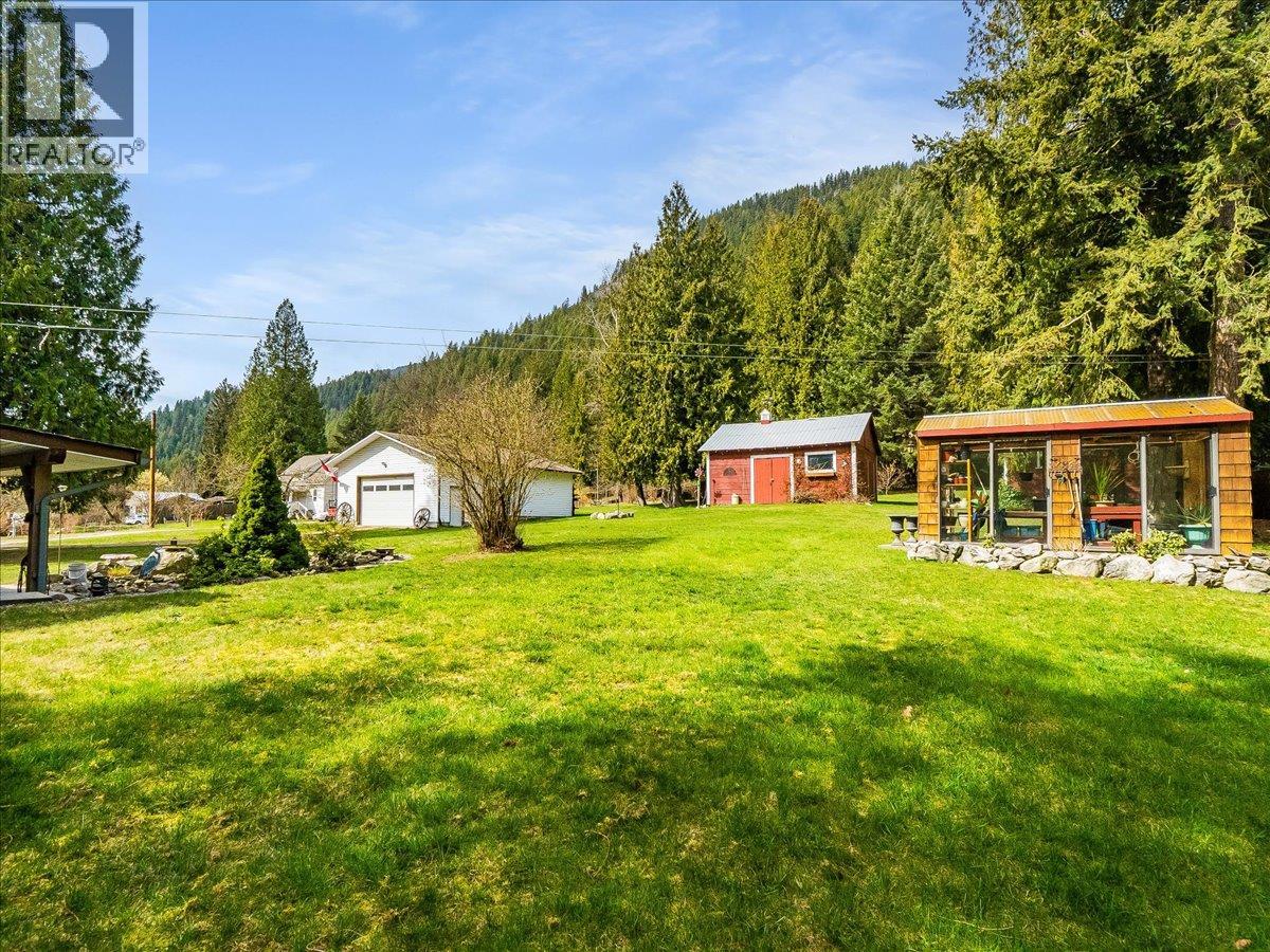 1663 Moran Road Road, Thrums, British Columbia  V1N 4N5 - Photo 35 - 10382160