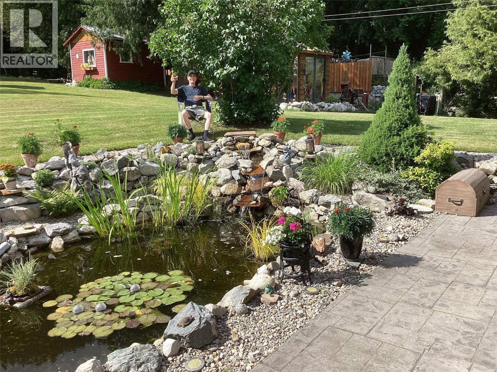 1663 Moran Road Road, Thrums, British Columbia  V1N 4N5 - Photo 4 - 10382160