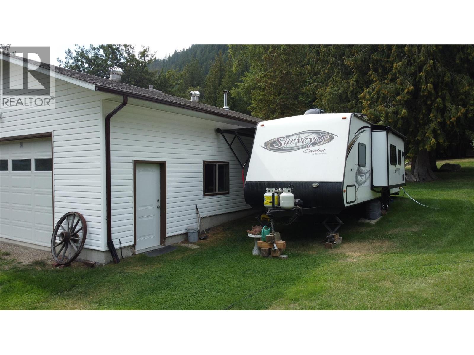 1663 Moran Road Road, Thrums, British Columbia  V1N 4N5 - Photo 64 - 10382160