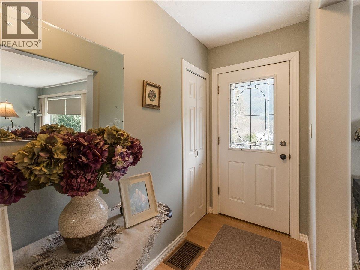 1663 Moran Road Road, Thrums, British Columbia  V1N 4N5 - Photo 8 - 10382160