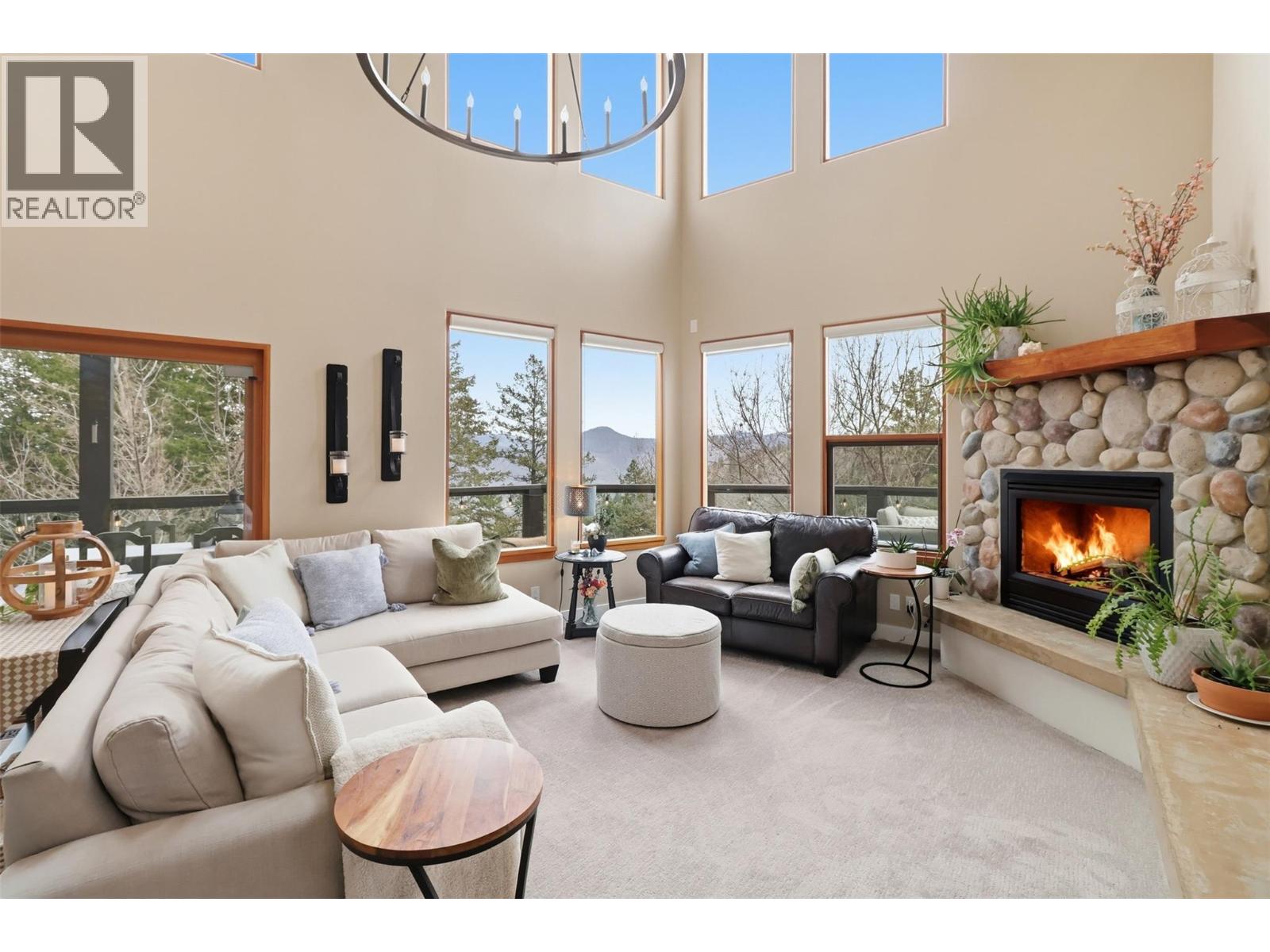 7 Chancellor Drive, Kamloops, British Columbia  V2E 2P1 - Photo 10 - 10381744